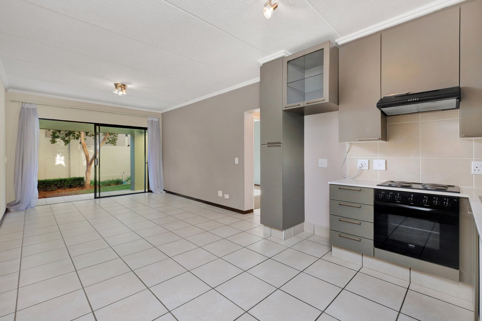 Empty dining area before virtual staging